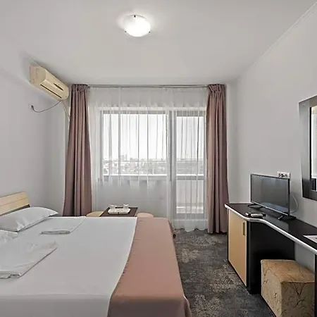 Hotel Coral 3*